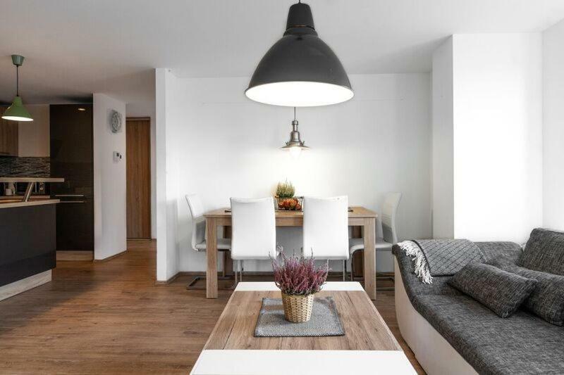Old Town Luxury Apartment In Heart Of 布拉迪斯拉发 外观 照片