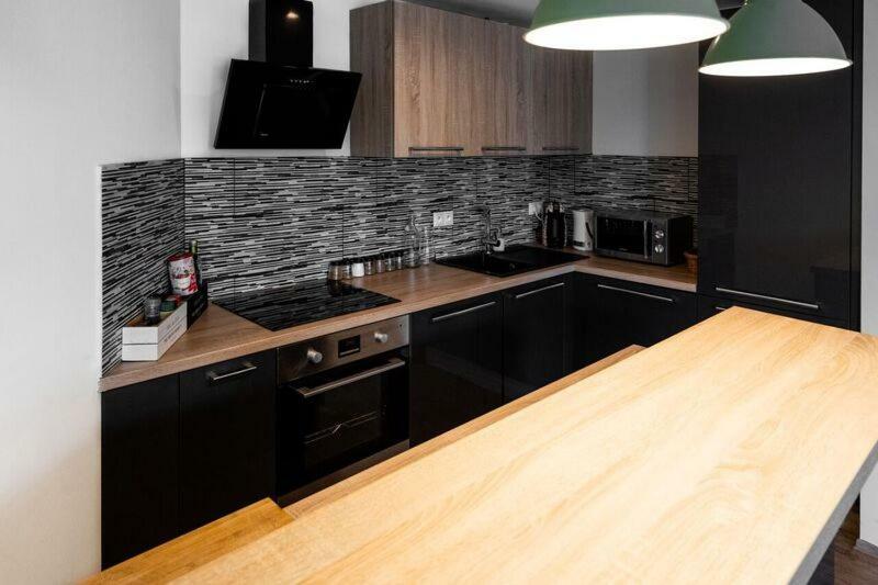 Old Town Luxury Apartment In Heart Of 布拉迪斯拉发 外观 照片