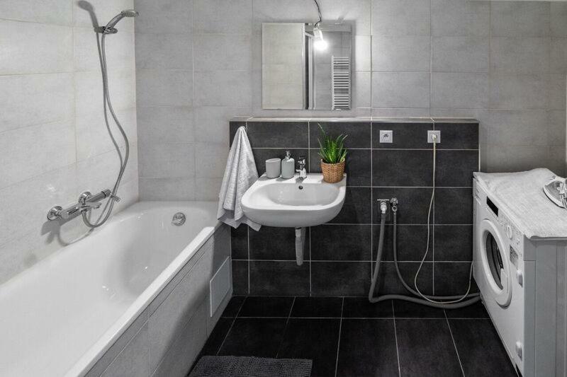 Old Town Luxury Apartment In Heart Of 布拉迪斯拉发 外观 照片